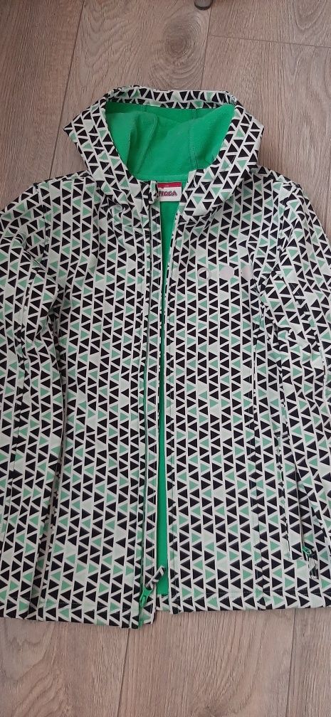 Куртка  softshell 146 р.