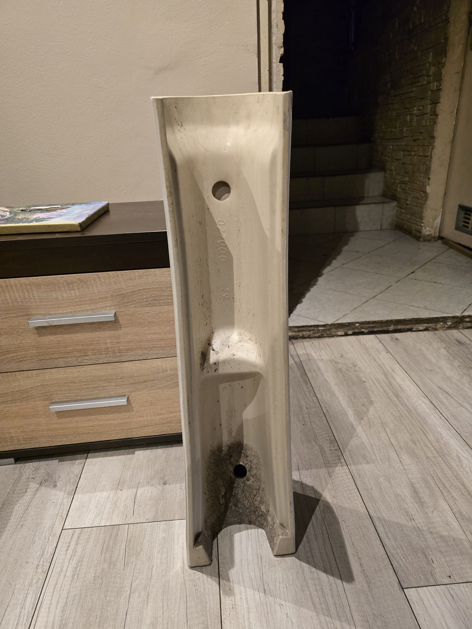 Postument umywalki ceramiczny biały 70 cm