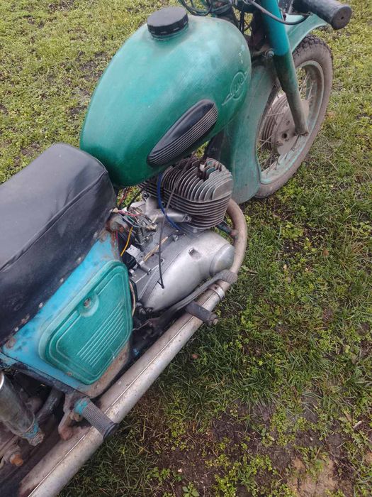 Продается мотоцикол по техпаспорту юпитер 2