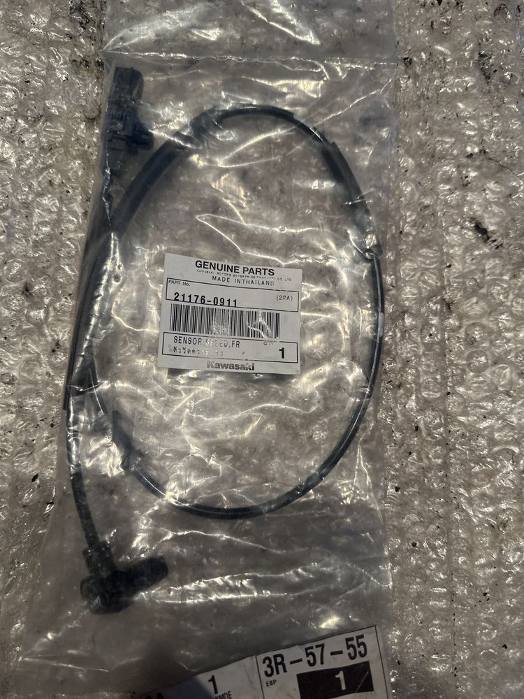 Czujnik Nowy ABS Przód Kasaki Z 900 /2020/2022 ABS 21176/0911 V427