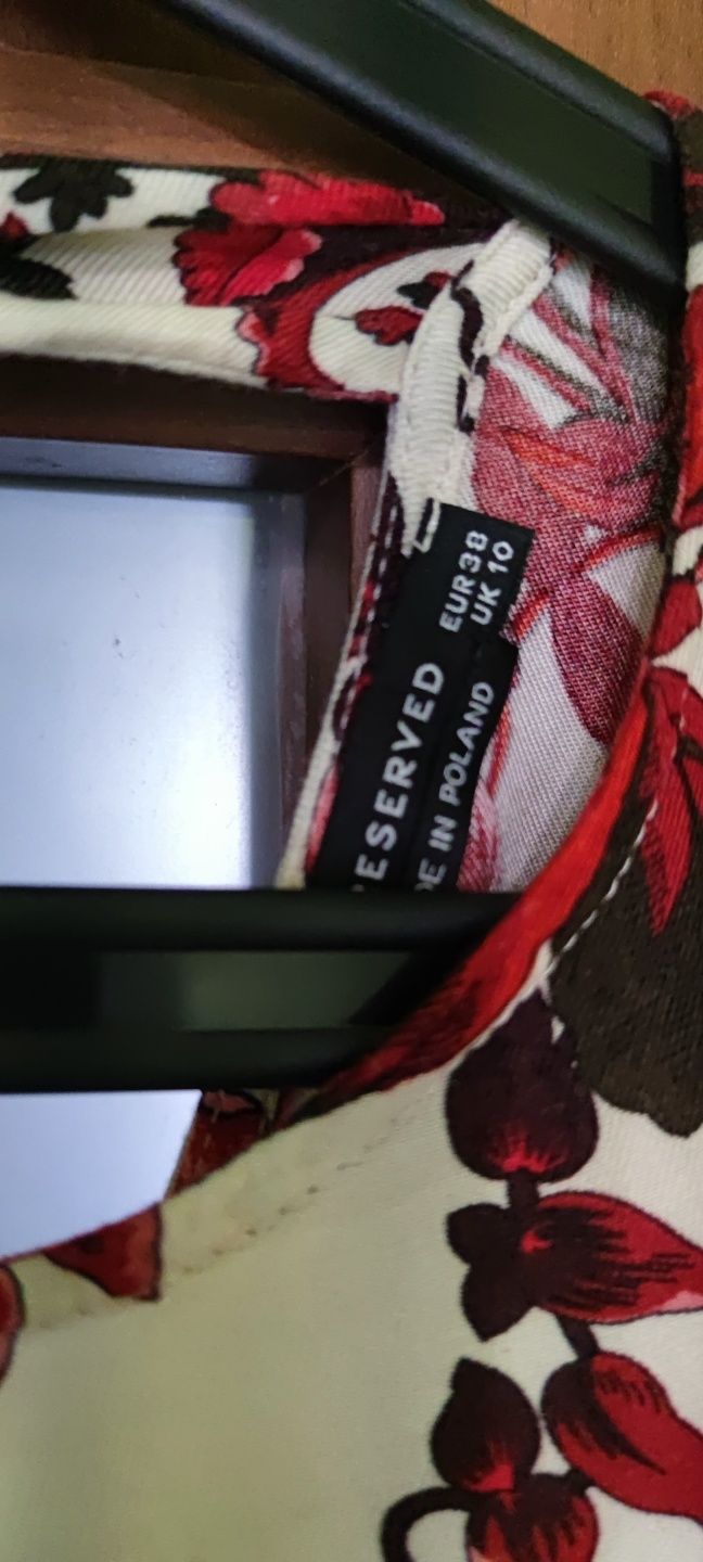 Sukienka kwiaty Reserved 38