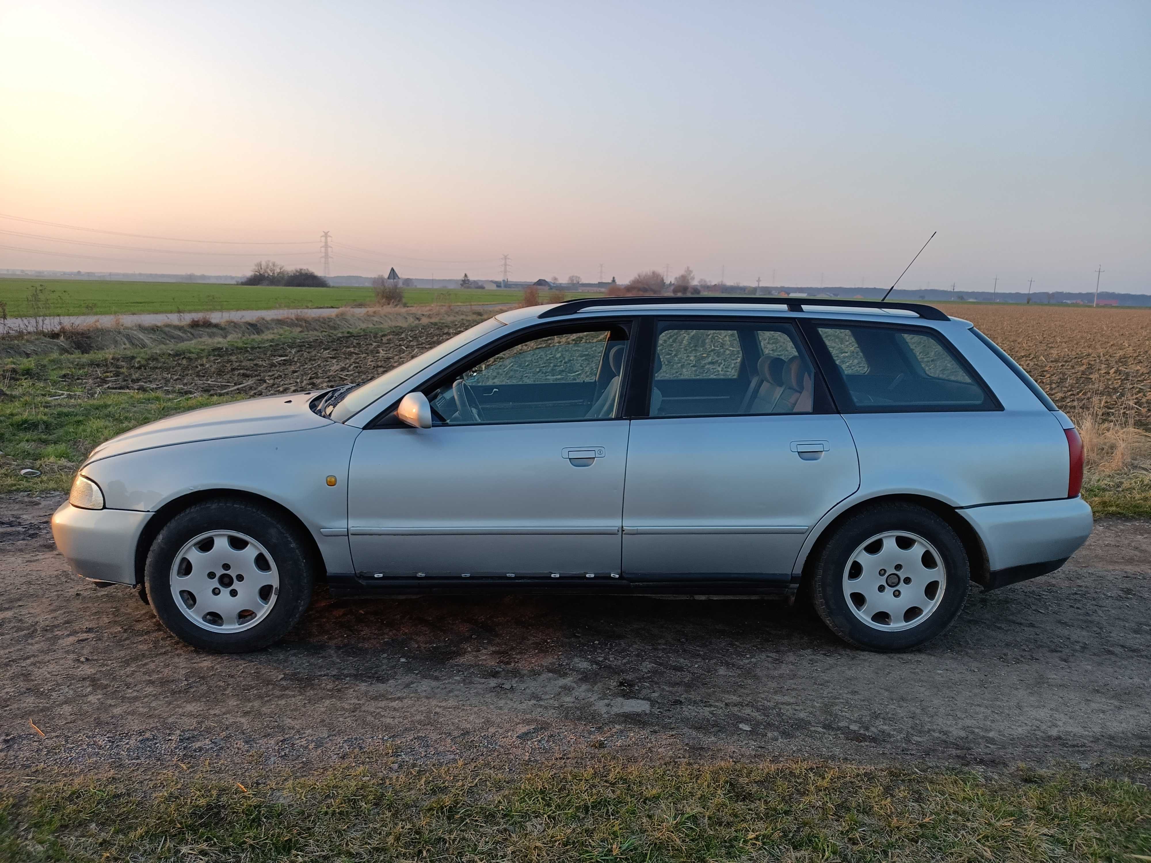 Audi A4 B5 klima, alusy, 1.8 Turbo+LPG