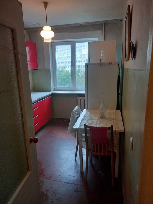 Продаж 2 - кімнатної квартири на проспекті Соборності, 11