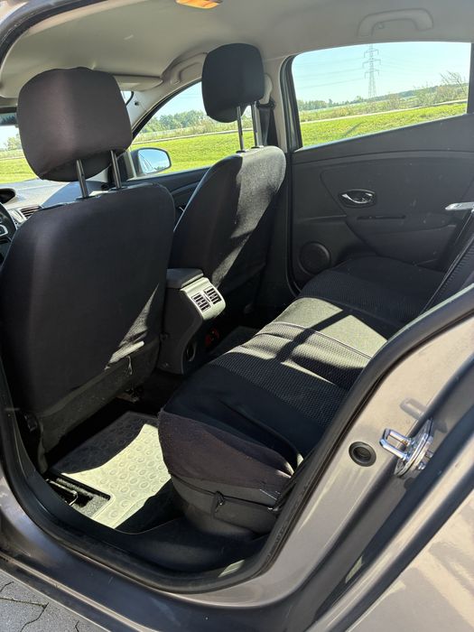 Renault Fluence (benzyna+ LPG) przebieg 102 tys. km