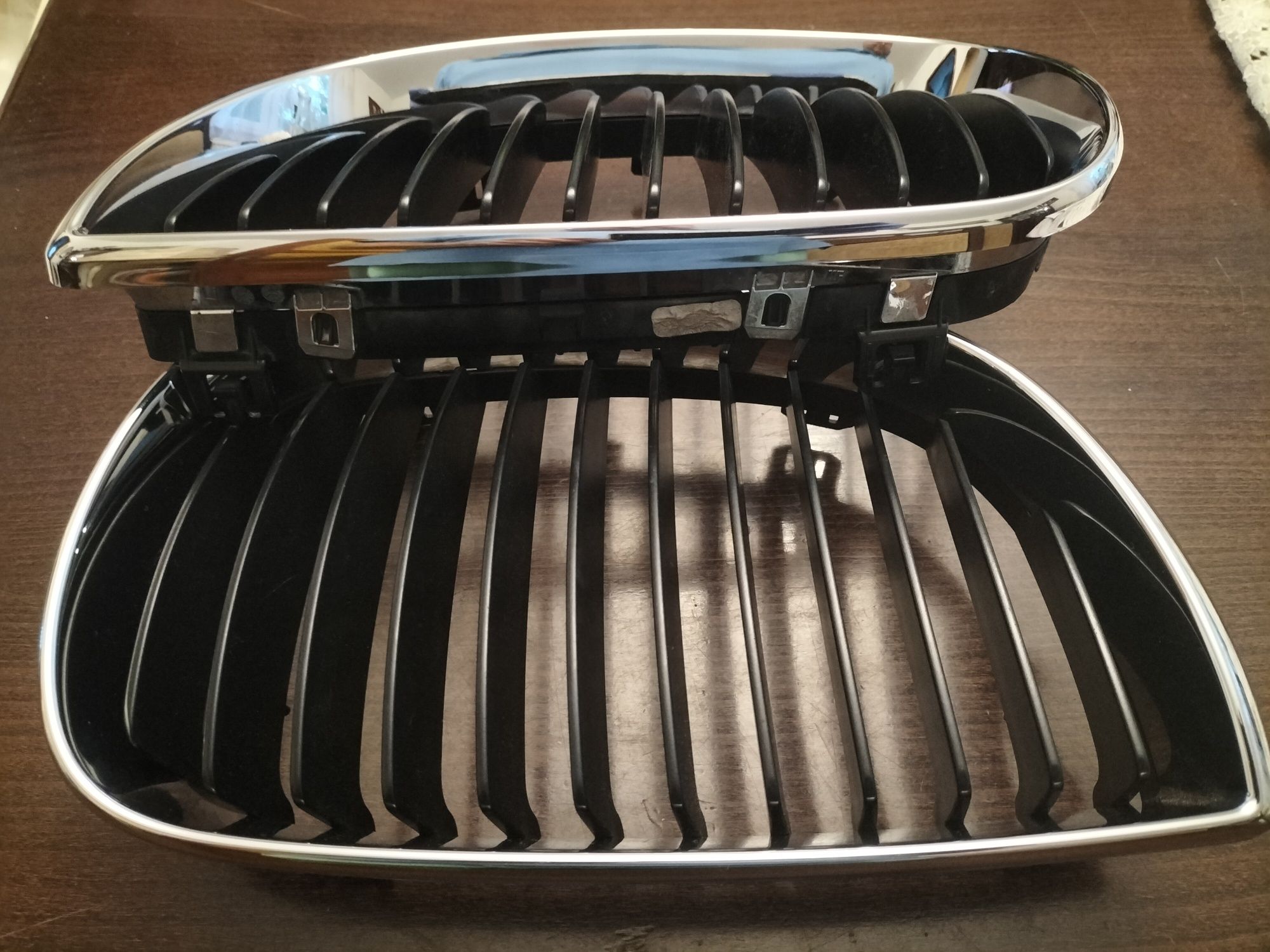 Grill nerki BMW E87 E81 oryginał