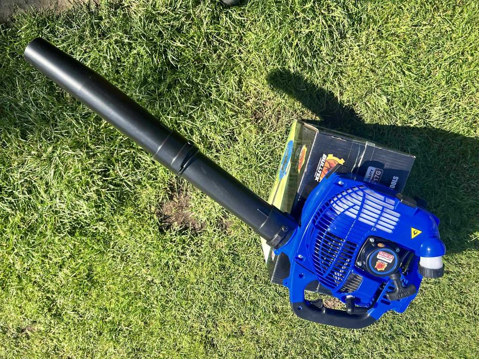 Dmuchawa spalinowa do liści BULLTEK  1,7kW 28,4cc 259km/h