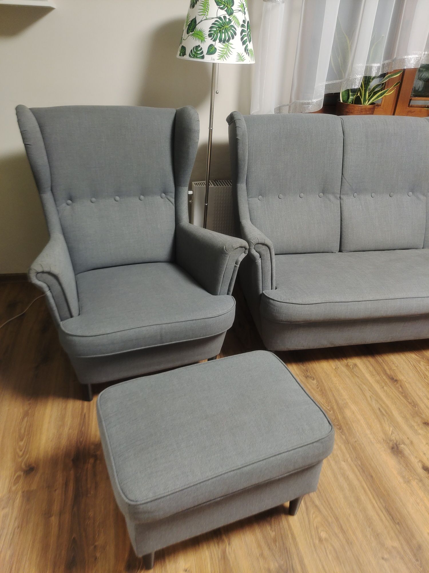 Sofa, 2 fotele i podnóżek IKEA uszak