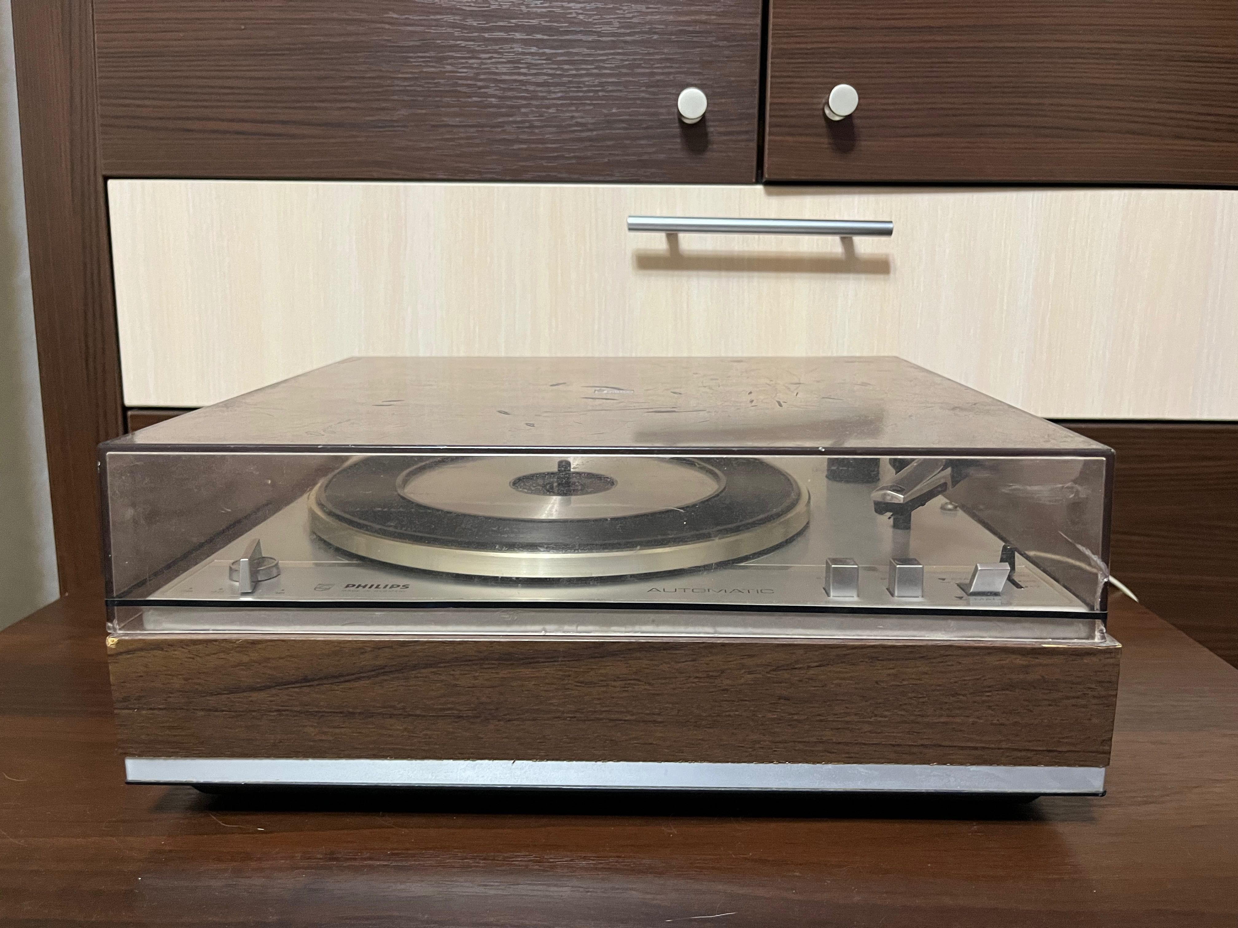 Програвач Philips 22GA160