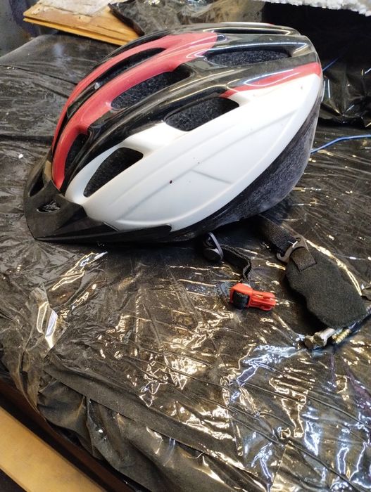 Kask młodzieżowy