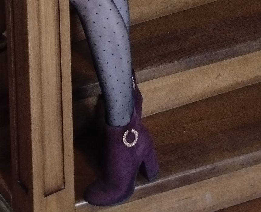 Сапожки на каблуку