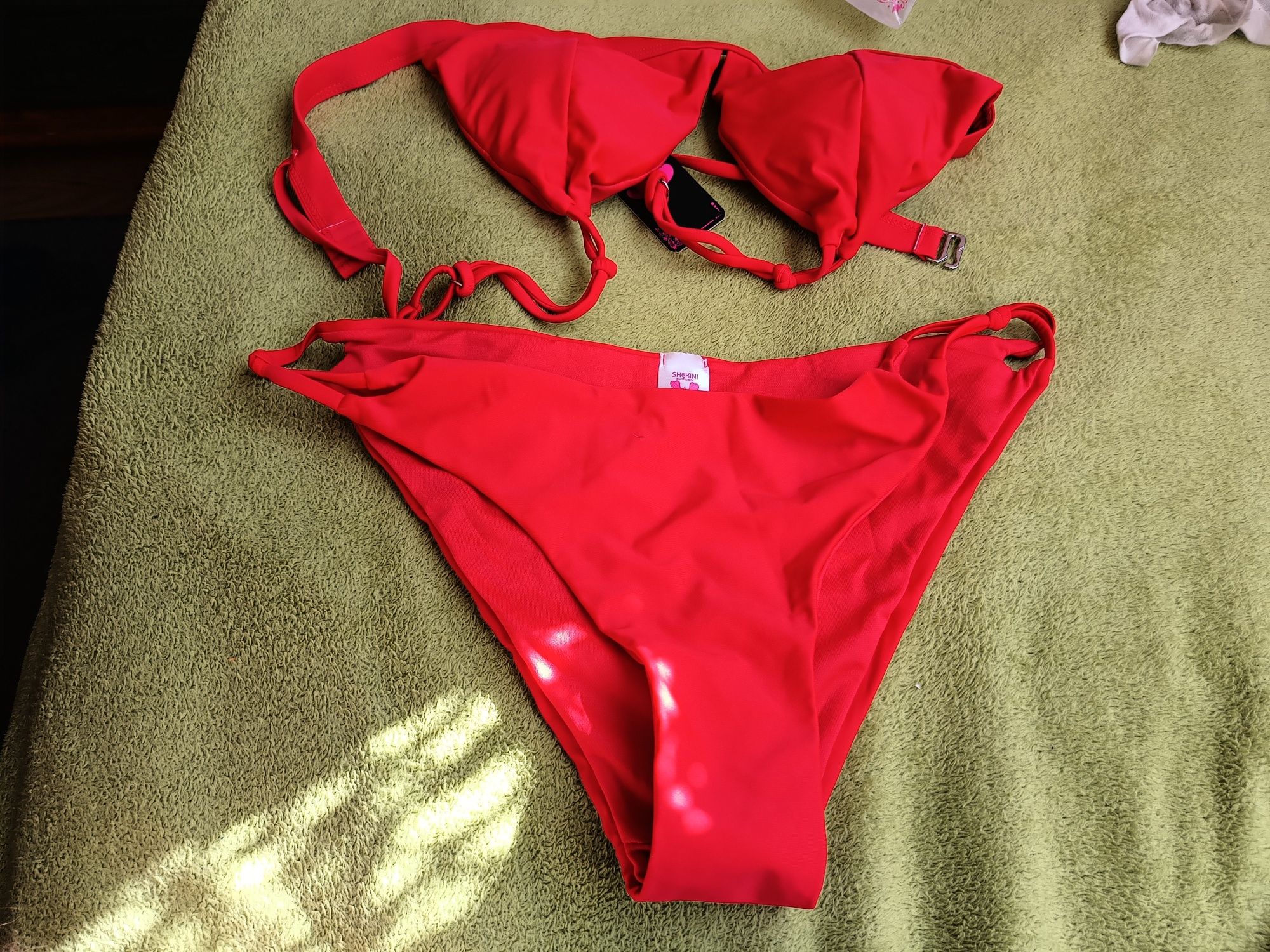 Strój kąpielowy Shekini dwuczęściowy rozmiar Xl kolor czerwony