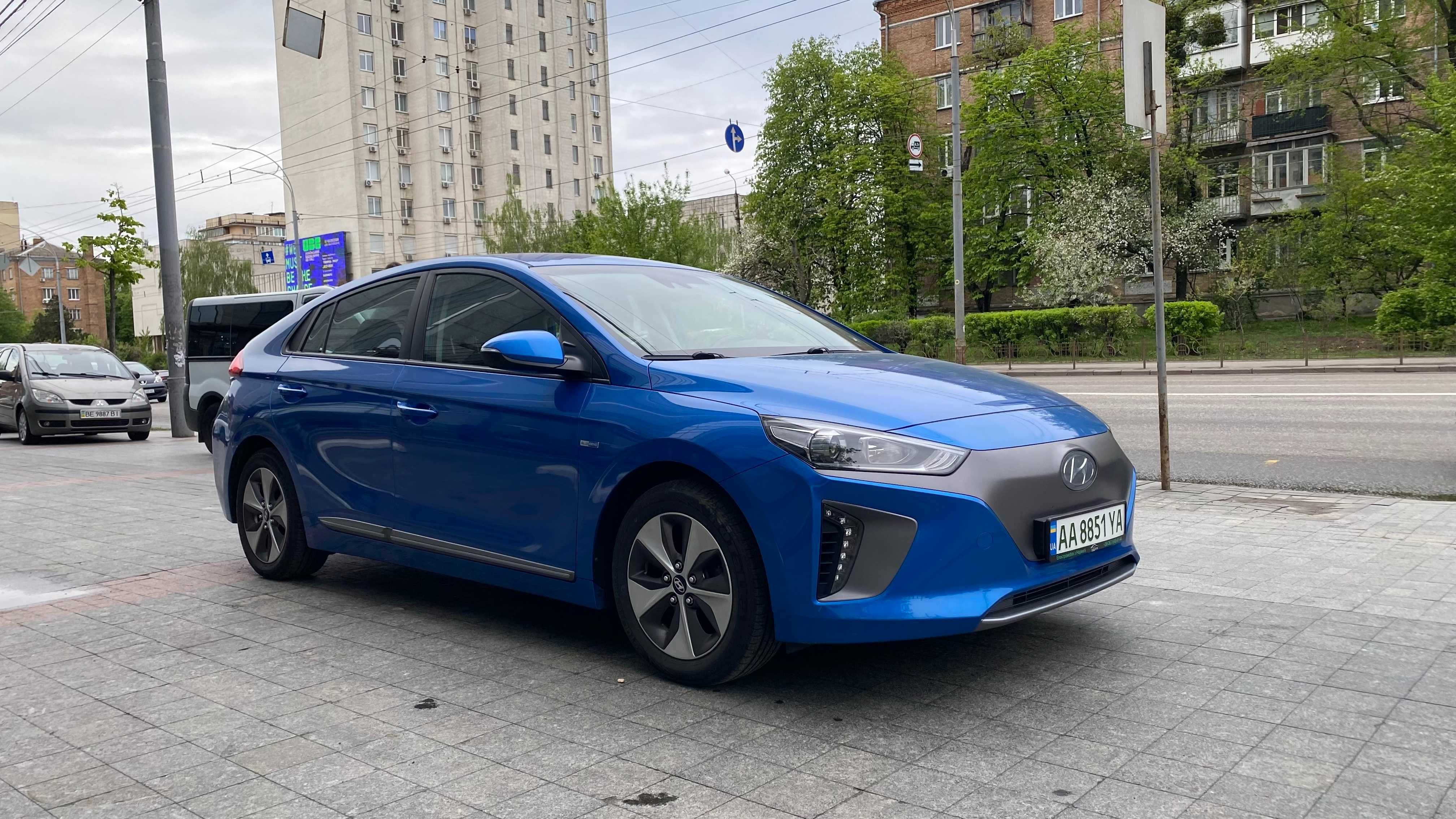 2016 Hyundai Ioniq в гарному стані в НАЯВНОСТІ