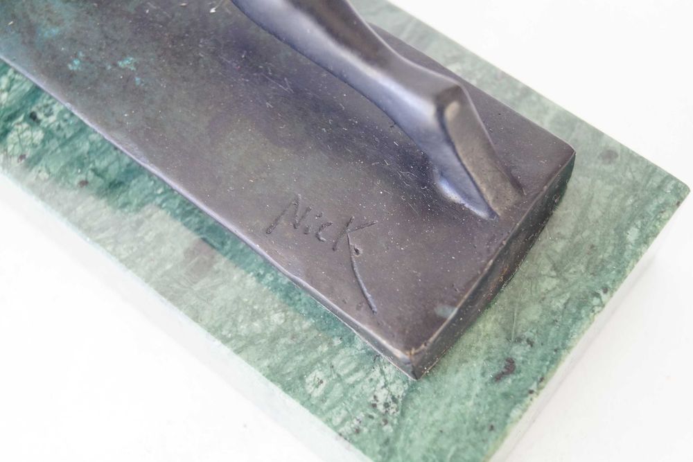 Figura z brązu gra w curling prezent figurka