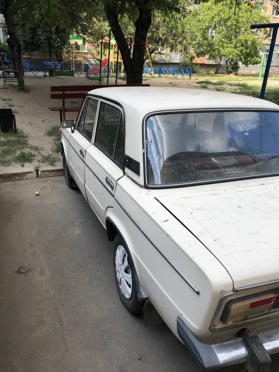 Продам ВАЗ 2106.