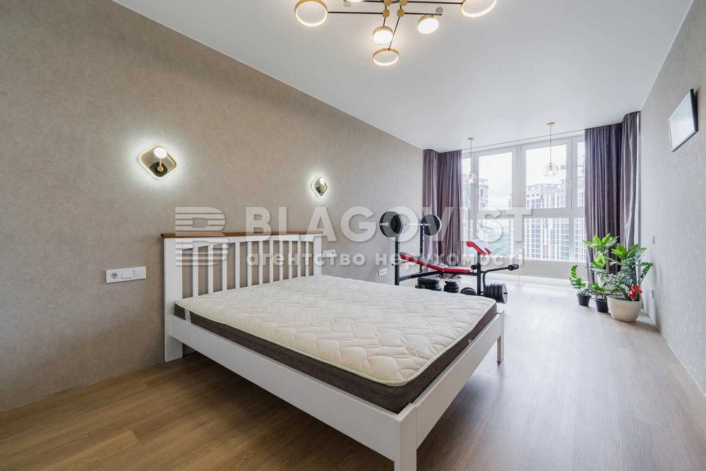 Продаж 3 к квартири з ремонтом Русанівська гавань