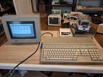 Komputer Atari 1040ST-F z monitorem – kolekcjonerski zestaw retro
