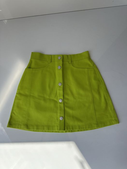 Джинсова спідниця , яскравого кольору