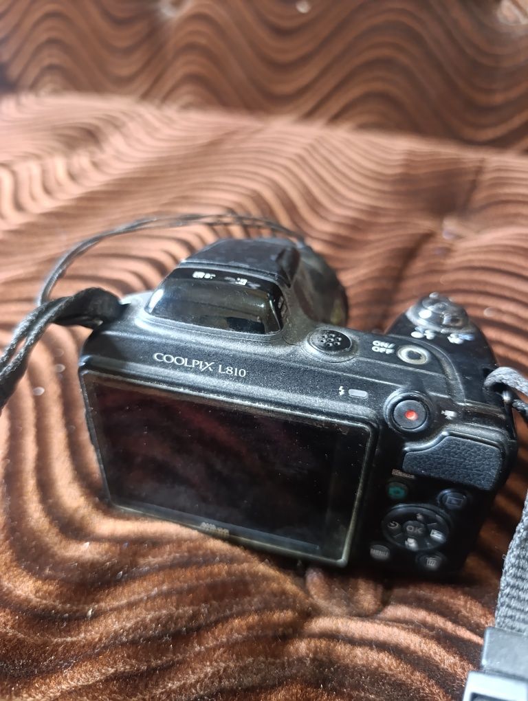 Nikon coolpix L810
