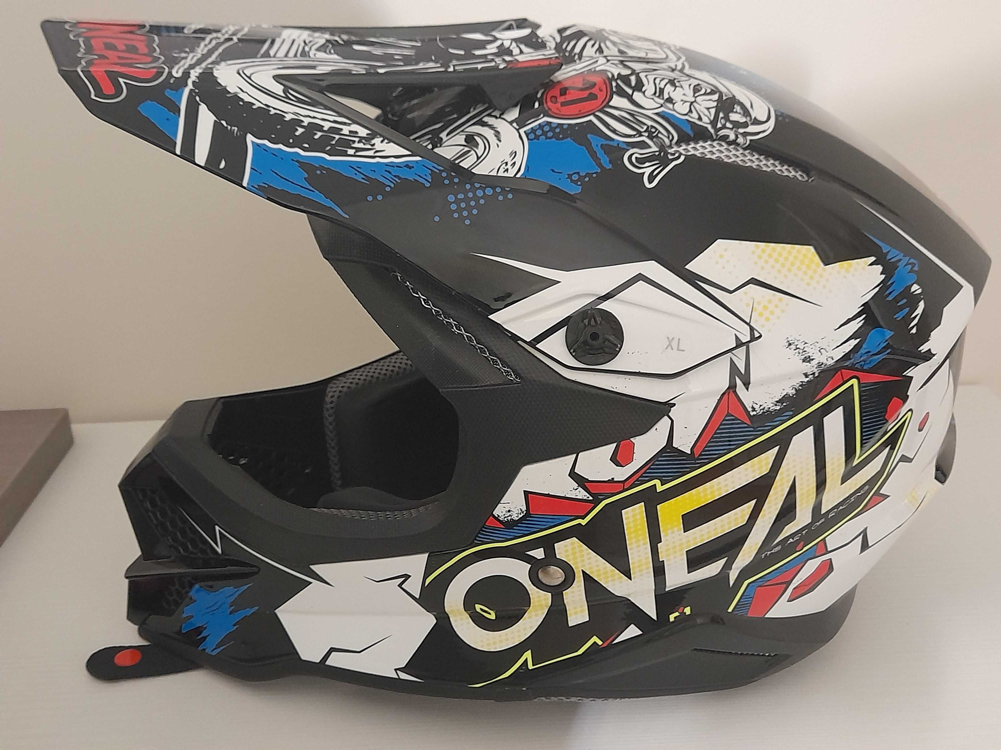 Capacete cross oneal