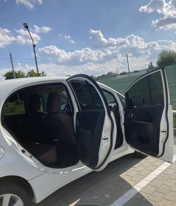 Продам електро автомобіль в непоганому стані
