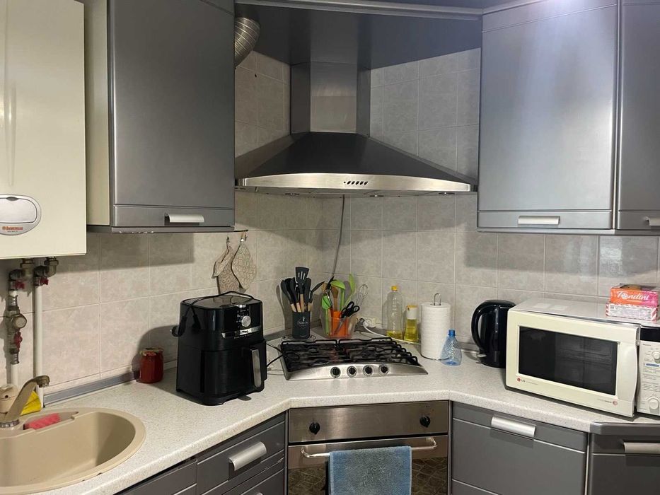 2 кімнатна квартира з автономним опаленням Корбутівка