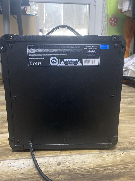 Комбоусилитель Marshall, не работает