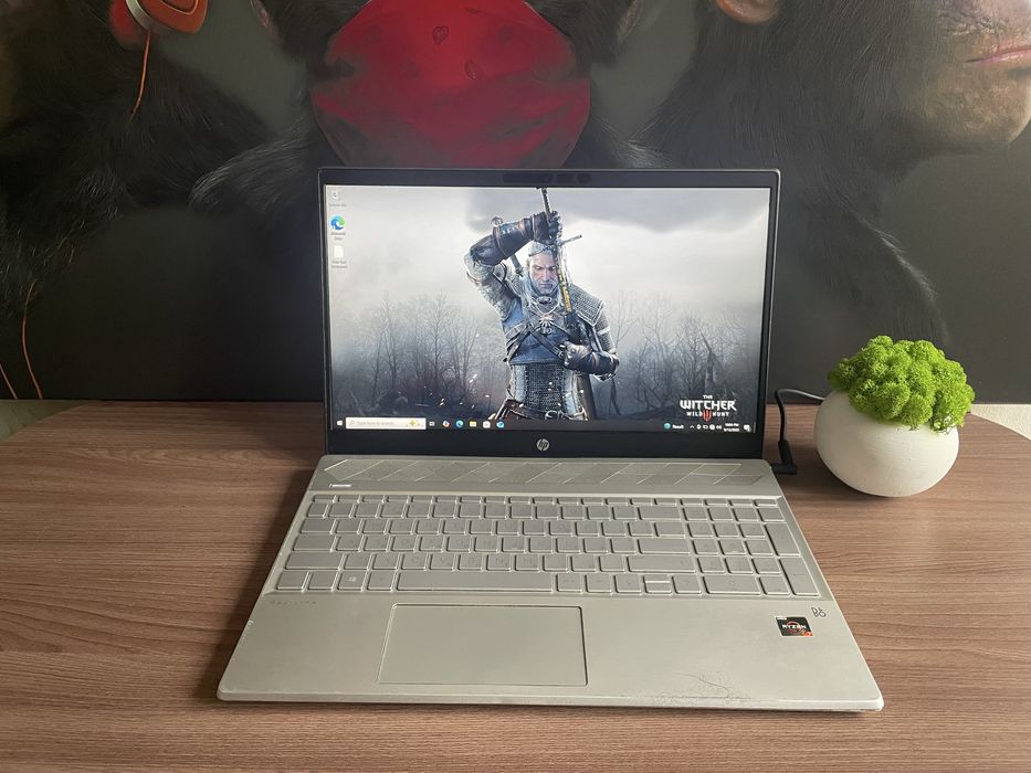 Ігровий ноутбук HP/Full HD IPS/Ryzen7-3700/512SSD/16 GB/RX Vega 10 2GB