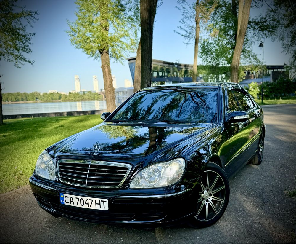 Mercedes-Benz W220