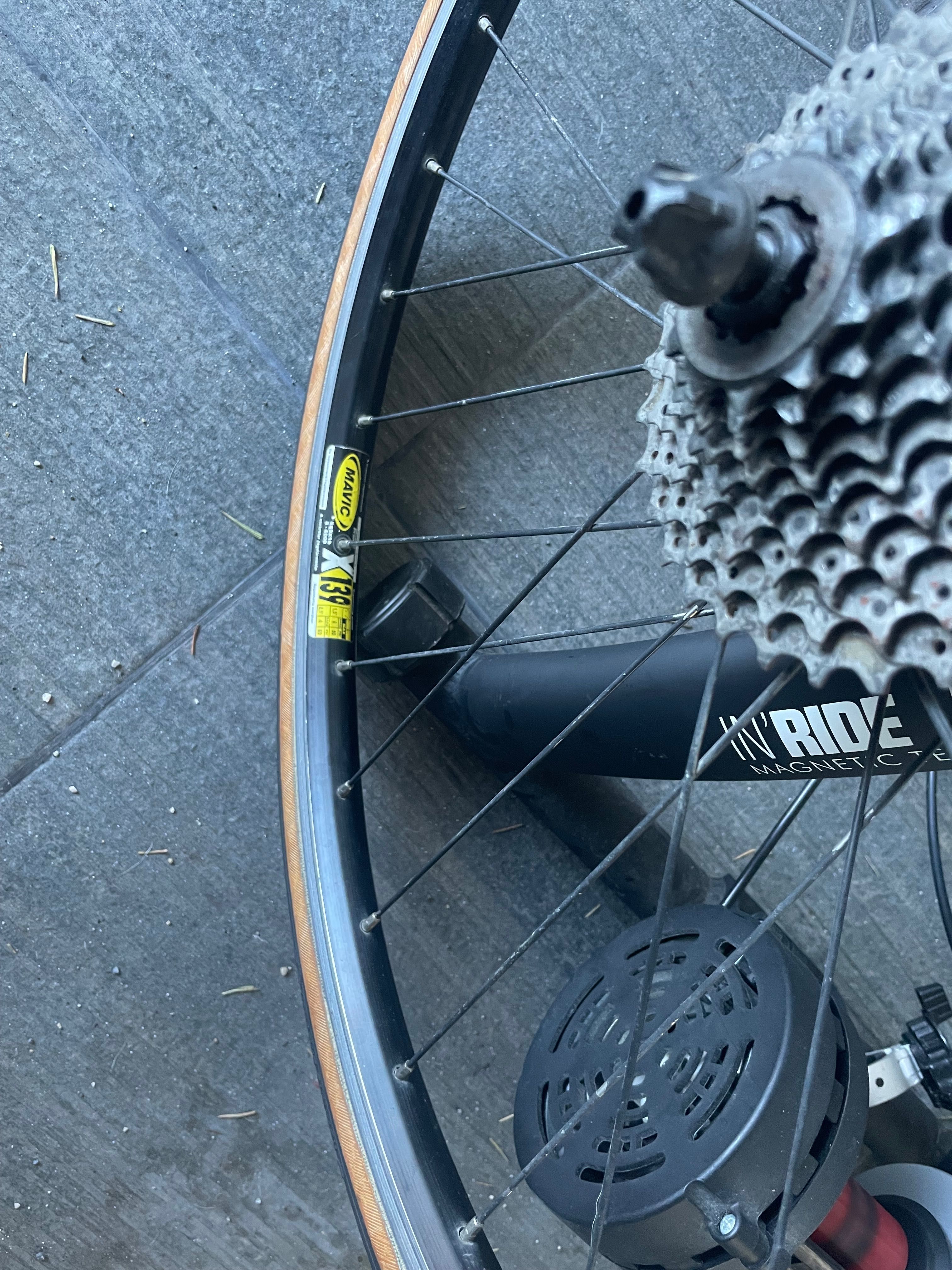 Peças de bicicleta, rolo de treino