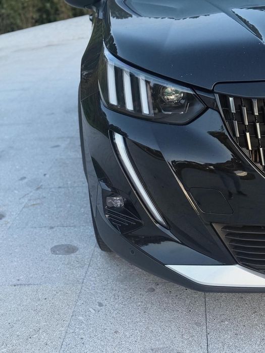 PEUGEOT 2008 GT Line Blue HDI DE 2021