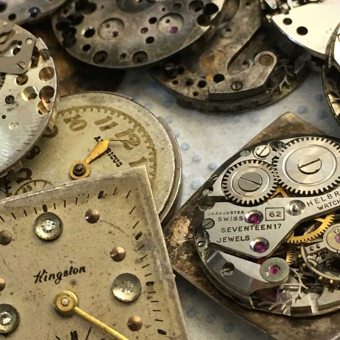 Mechanizmy zegarkowe vintage AS 970 na części