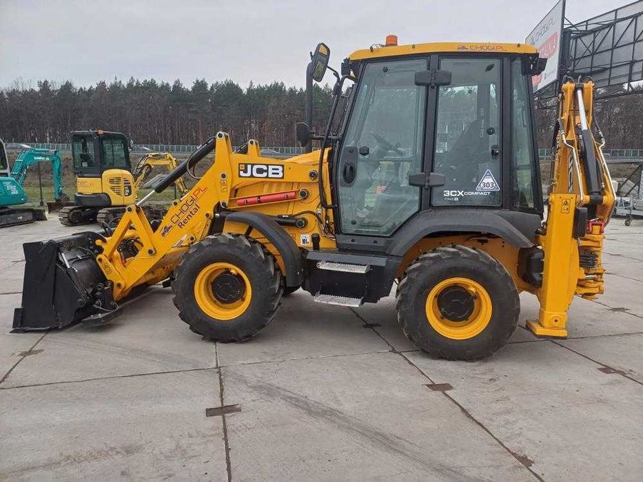 Koparko ładowarka  JCB 3CX - wynajem koparko-ładowarki