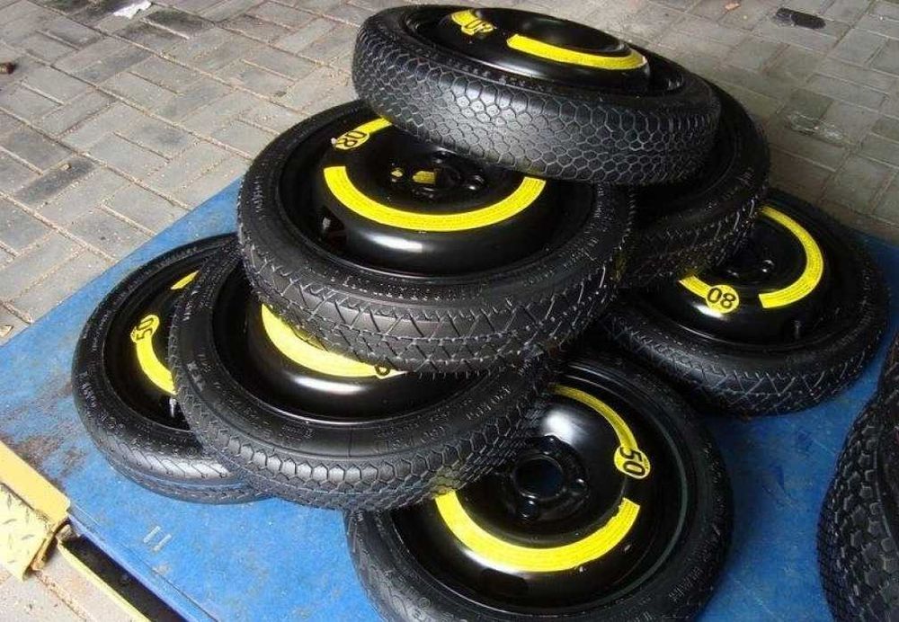 Продам докатку, колесо в зборі, запаска. 4 х 100.