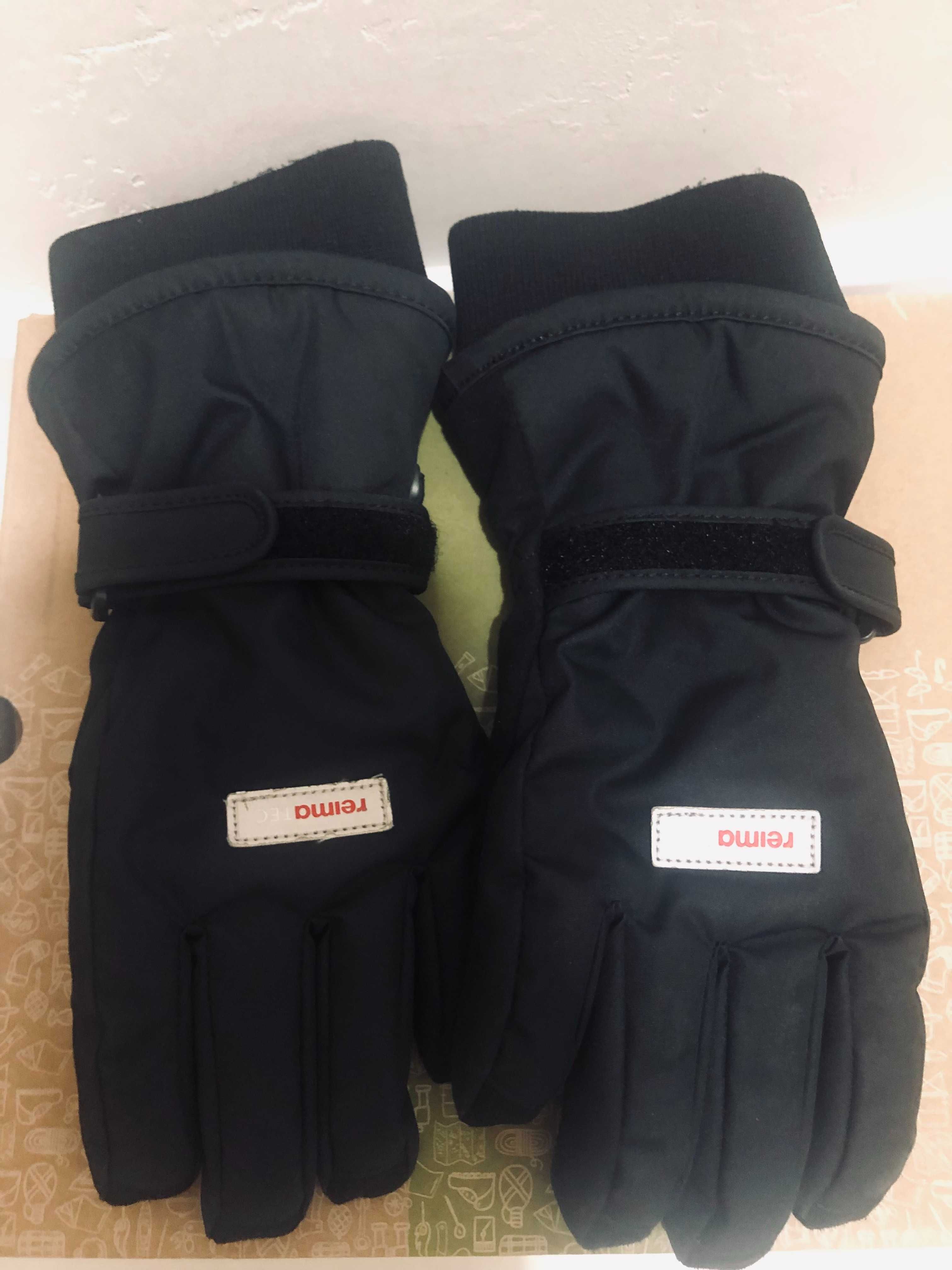 Продам дитячі  рукавички  Reima TEC