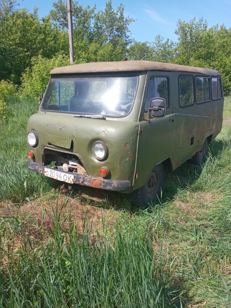 Продам УАЗ 452А .