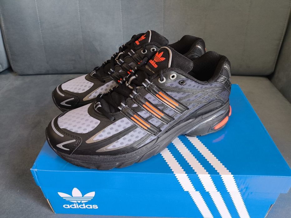 Buty sneakersy Adidas Adistar Cushion rozmiar 43 1/3