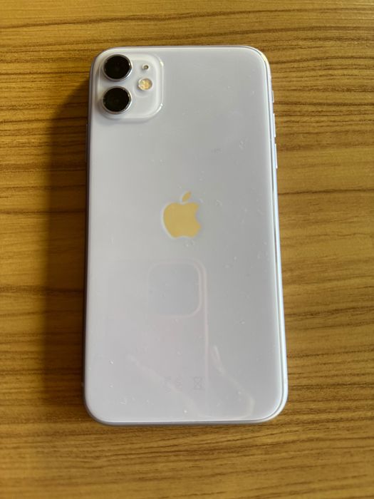 iPhone 11 128GB usado (roxo)