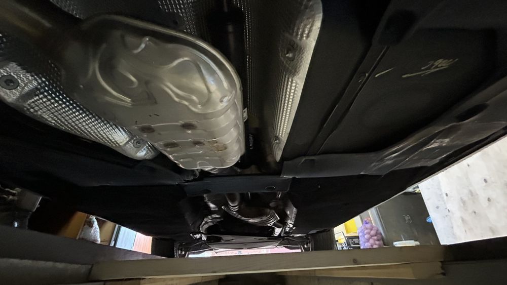 Кузовні роботи. Зварювальні роботи, ремонт глушників.