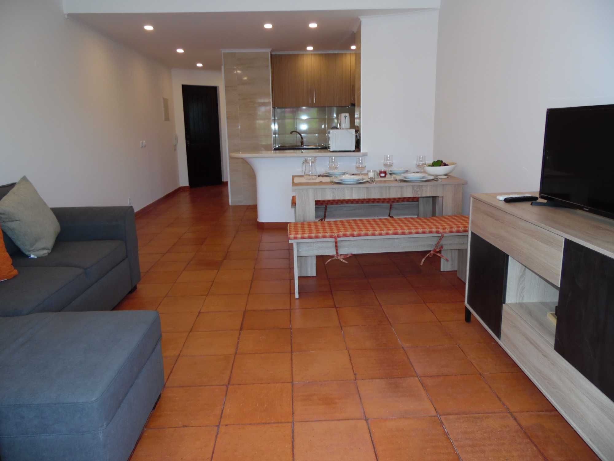 CASA DINA -T1 c/ piscina + a pé até Marina - TOTALMT LIVRE - VILAMOURA