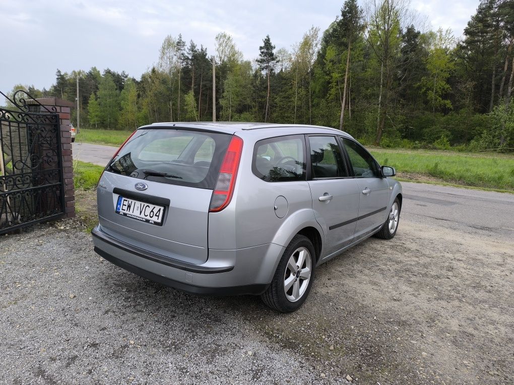 Ford focus 1.6 benzyna tylko 190 tyś przebiegu