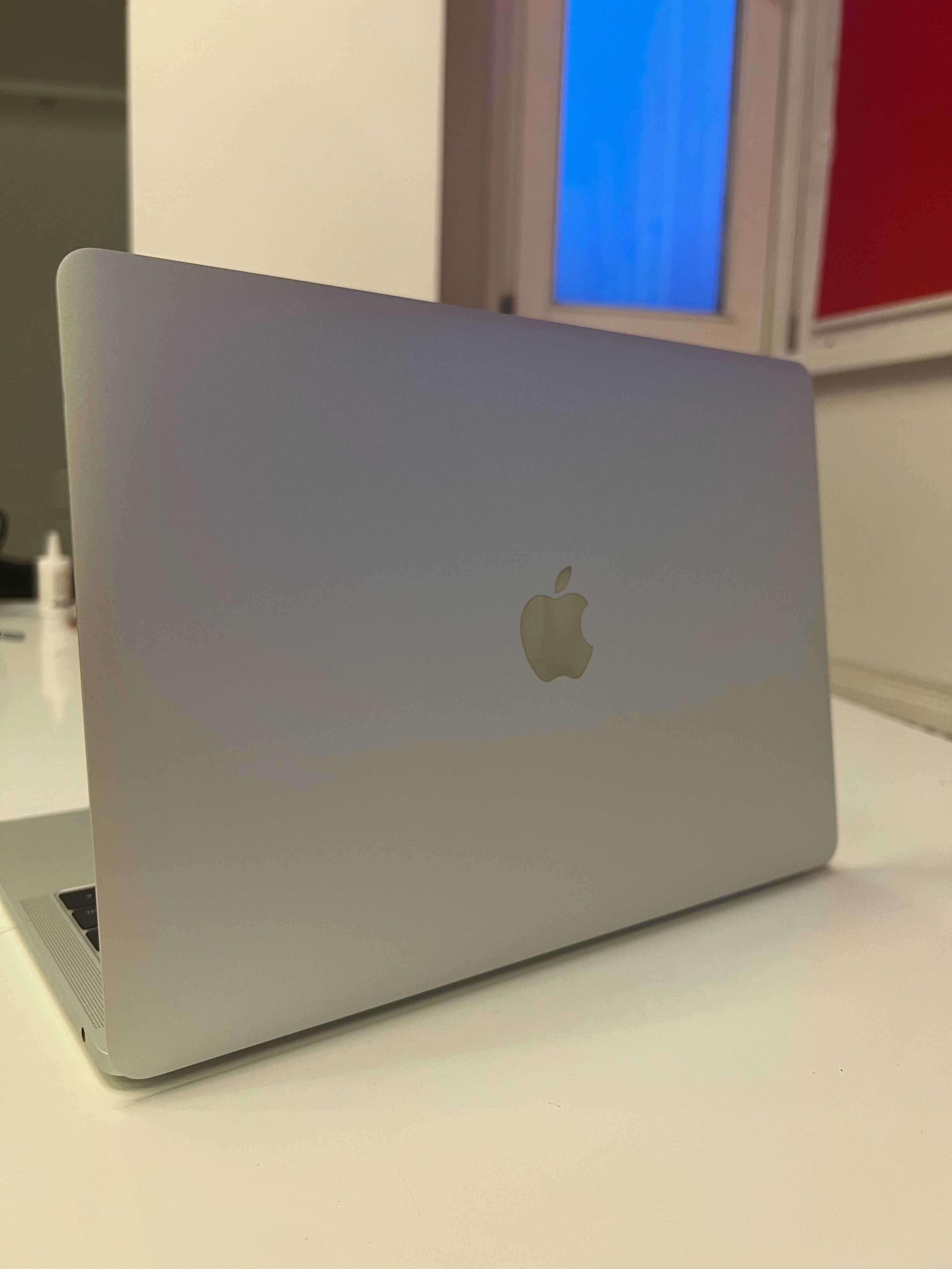 MacBook Pro 2017 13, Intel Core i5, 2.3GHz, 8GB DDR3, SSD 128GB. Чек