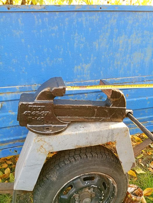 Продам Тиски ширина 18см