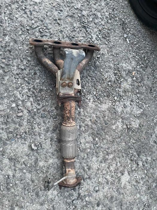 Глушник, гофра  hyundai ix35, kia sportage 2010-2014 2.0 бенз