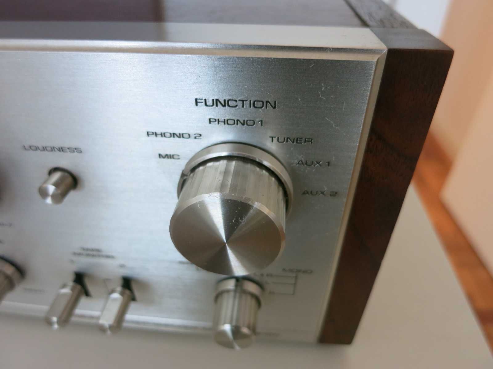 Amplificador Pioneer SA-8100