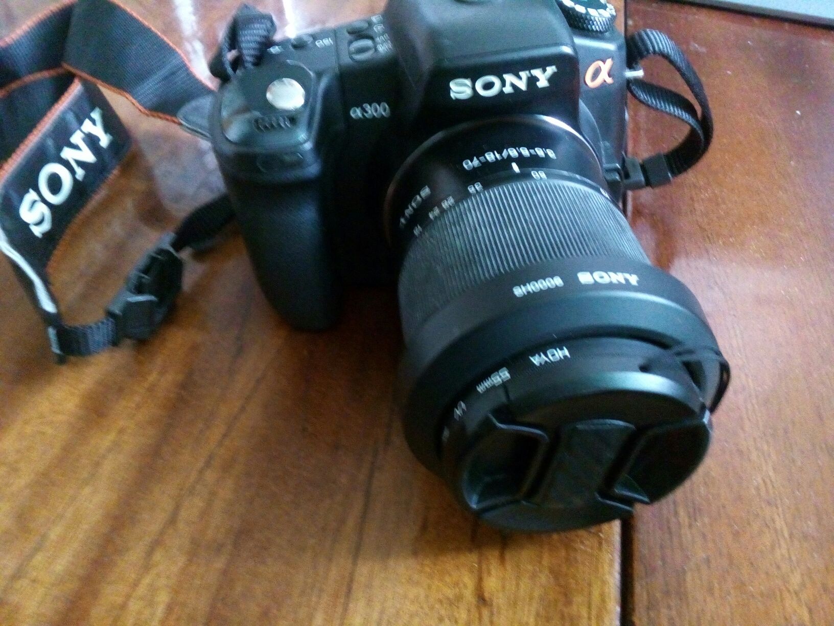 Фотоарарат дзеркальний Sony A300