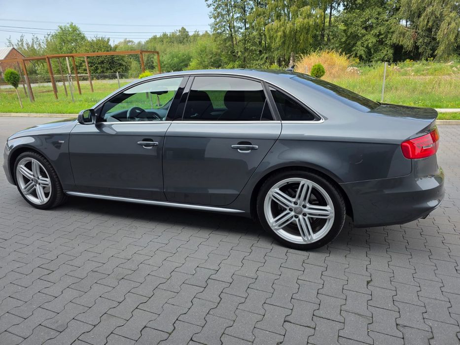 Audi A4 B8 /2x S-Line /2.0tdi 150Km/2013r