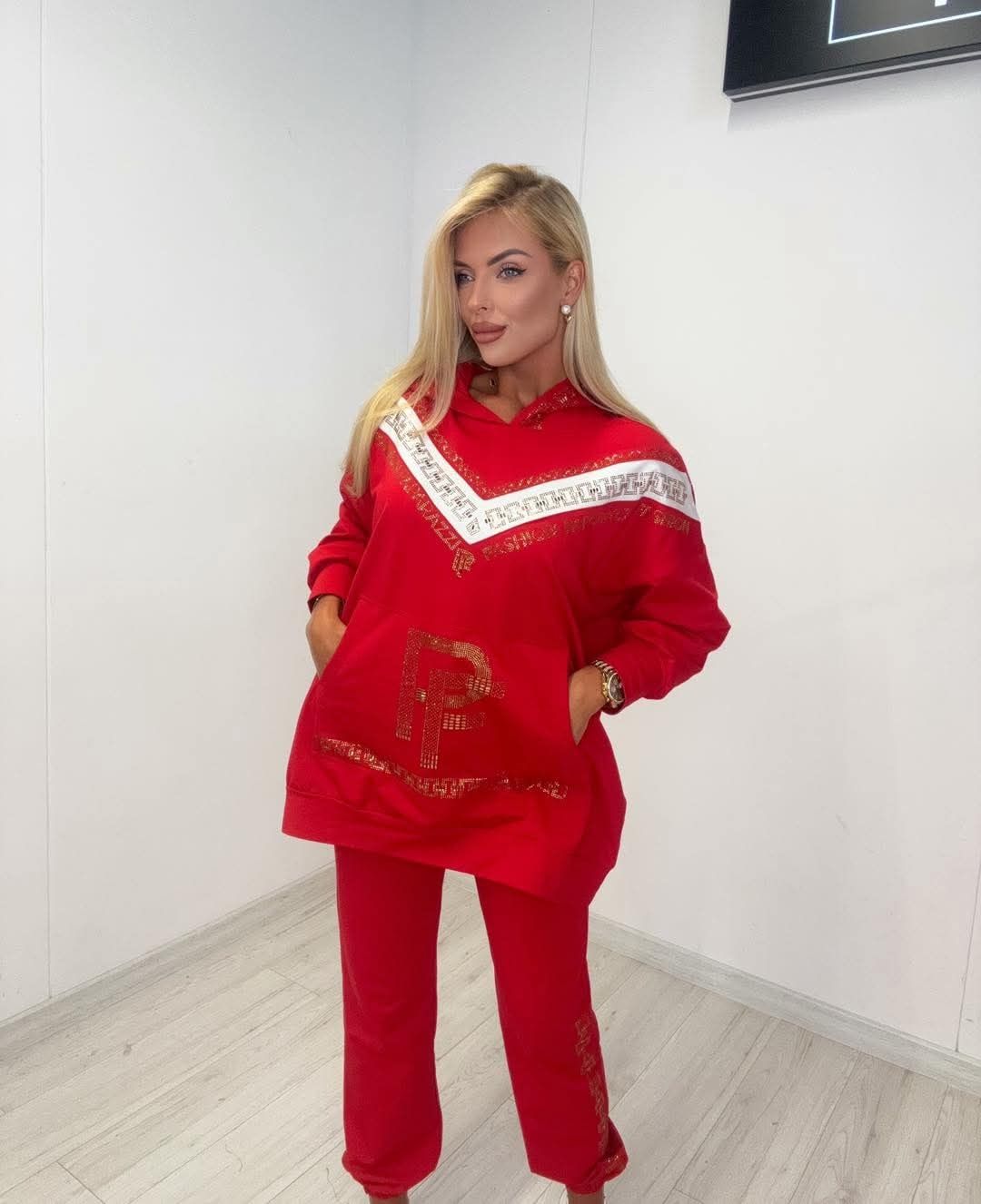 Piękny zestaw dres dwa kolory logo paparazzi fashion