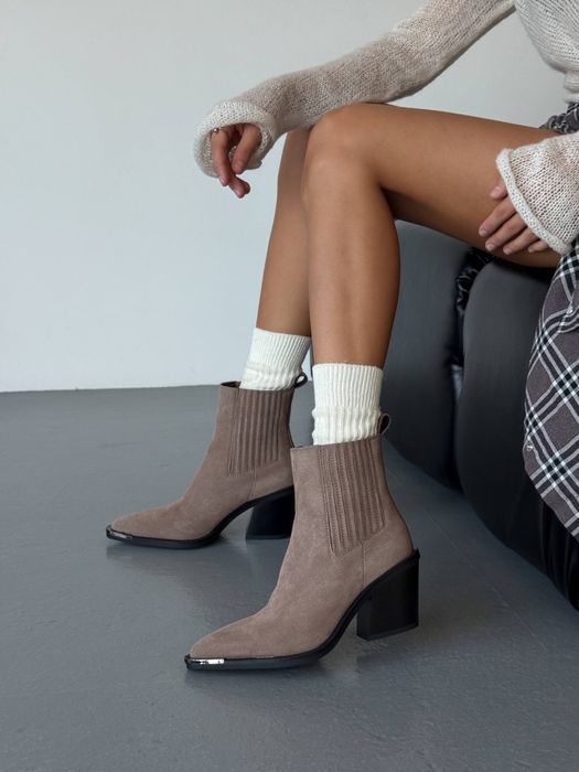 Женские ботинки казаки ковбои