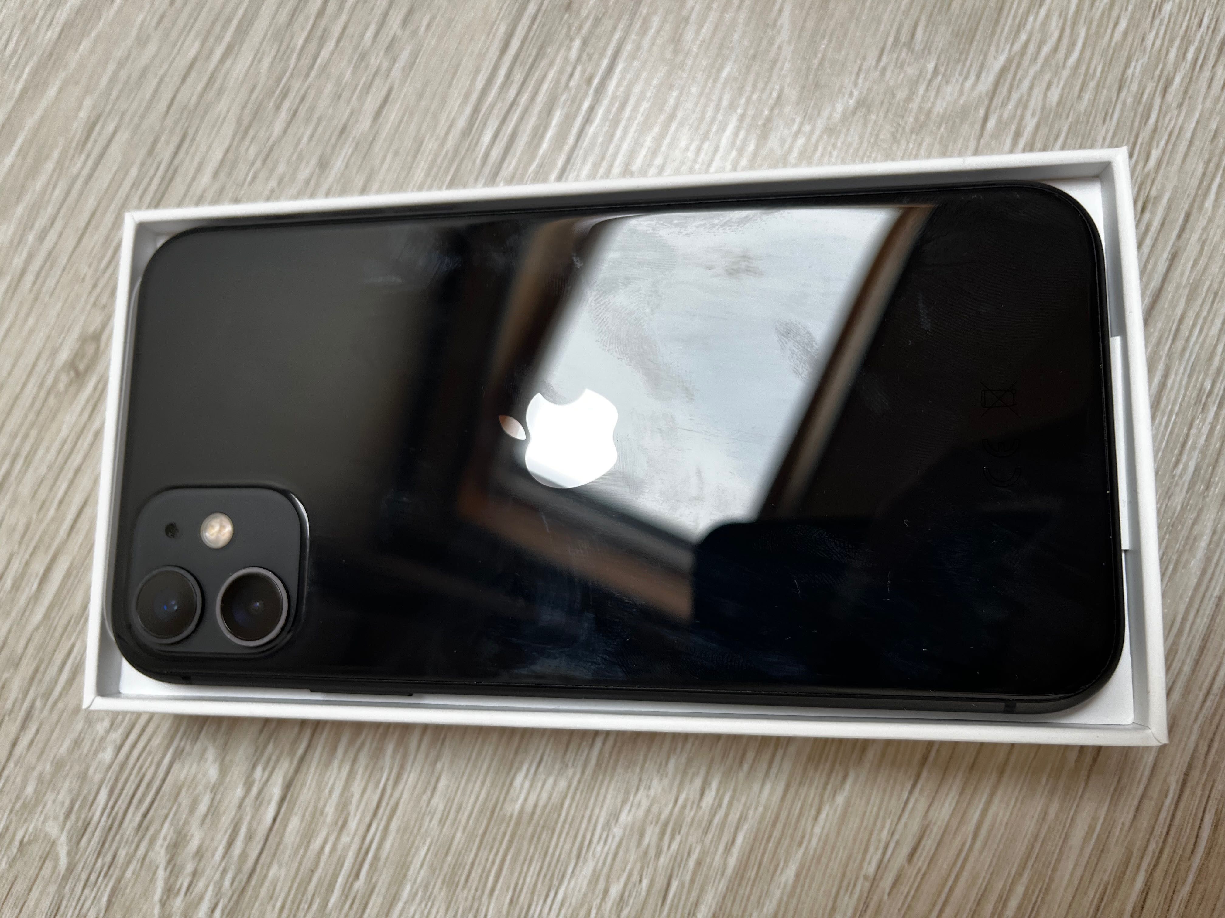 iPhone 11 w idealnym stanie