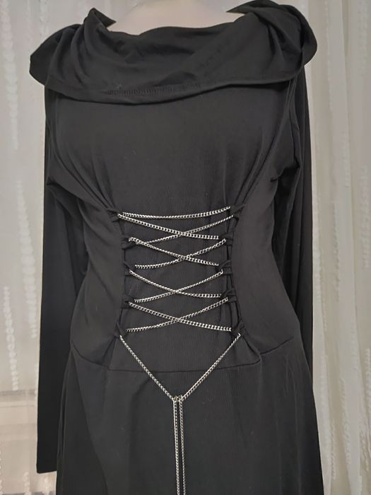 Strój przebranie gotyk suknia gotycka kaptur łańcuch roz. M++